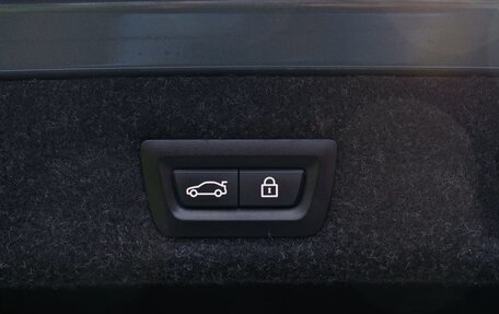 BMW 5 серия, 2018 год, 3 790 000 рублей, 14 фотография