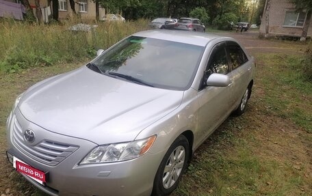 Toyota Camry, 2008 год, 1 730 000 рублей, 3 фотография