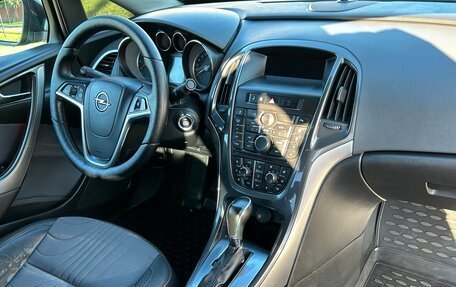 Opel Astra J, 2013 год, 9 фотография