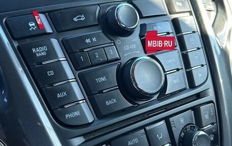 Opel Astra J, 2013 год, 14 фотография