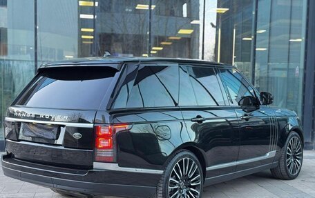 Land Rover Range Rover IV рестайлинг, 2016 год, 3 800 000 рублей, 4 фотография