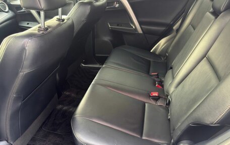 Toyota RAV4, 2014 год, 1 825 000 рублей, 12 фотография