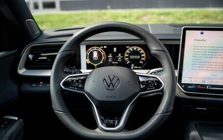 Volkswagen Teramont, 2025 год, 5 800 000 рублей, 25 фотография