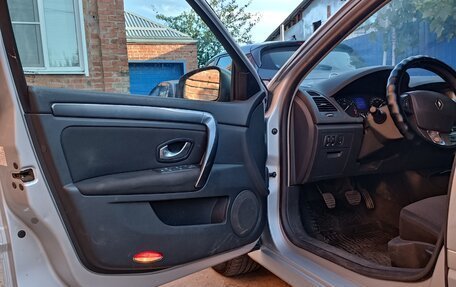 Renault Laguna III рестайлинг, 2010 год, 749 000 рублей, 8 фотография