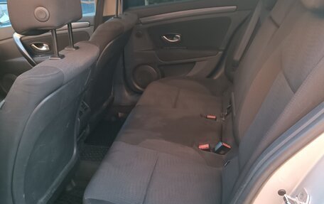 Renault Laguna III рестайлинг, 2010 год, 749 000 рублей, 9 фотография