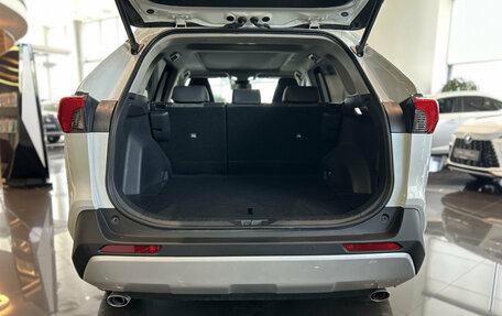 Toyota RAV4, 2025 год, 4 270 000 рублей, 12 фотография