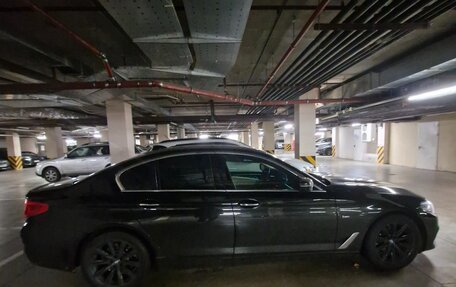 BMW 5 серия, 2018 год, 3 510 000 рублей, 2 фотография