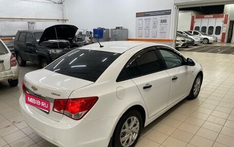 Chevrolet Cruze II, 2013 год, 820 000 рублей, 2 фотография