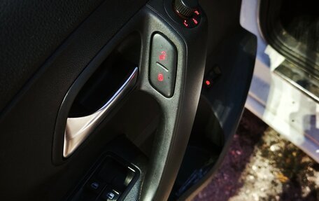 Volkswagen Polo VI (EU Market), 2018 год, 1 050 000 рублей, 7 фотография