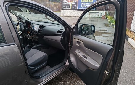 Mitsubishi L200 IV рестайлинг, 2018 год, 2 200 000 рублей, 10 фотография