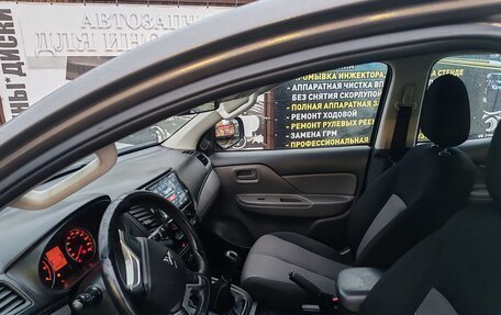 Mitsubishi L200 IV рестайлинг, 2018 год, 2 200 000 рублей, 14 фотография