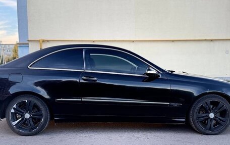 Mercedes-Benz CLK-Класс, 2005 год, 730 000 рублей, 4 фотография