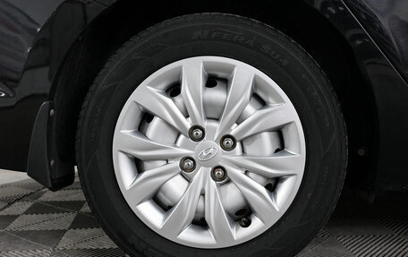 Hyundai Solaris II рестайлинг, 2017 год, 1 249 000 рублей, 8 фотография