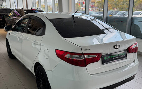 KIA Rio III рестайлинг, 2013 год, 784 000 рублей, 8 фотография