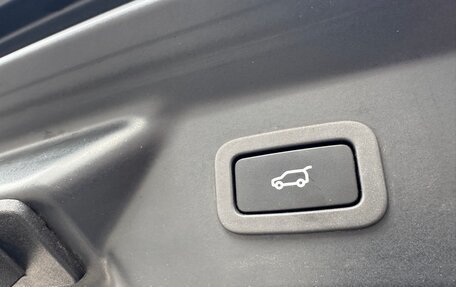 Land Rover Range Rover Velar I, 2017 год, 3 750 000 рублей, 14 фотография