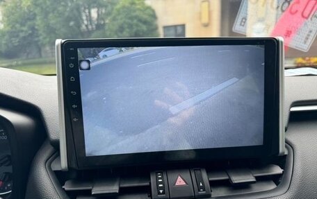 Toyota RAV4, 2020 год, 2 000 000 рублей, 8 фотография