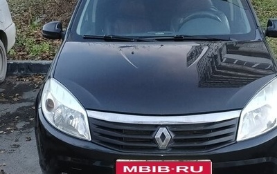 Renault Sandero I, 2013 год, 900 000 рублей, 1 фотография