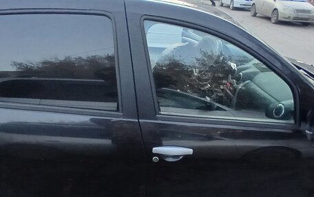 Renault Sandero I, 2013 год, 900 000 рублей, 6 фотография