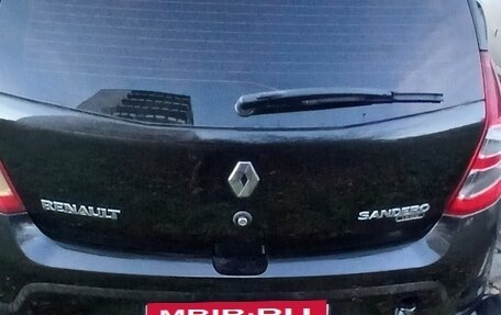 Renault Sandero I, 2013 год, 900 000 рублей, 4 фотография