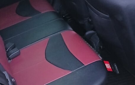 Renault Sandero I, 2013 год, 900 000 рублей, 18 фотография