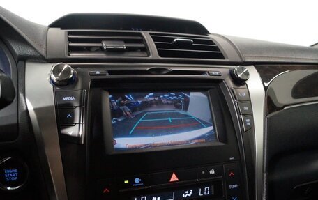 Toyota Camry, 2016 год, 1 820 000 рублей, 13 фотография