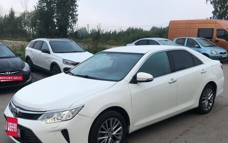 Toyota Camry, 2016 год, 1 820 000 рублей, 2 фотография
