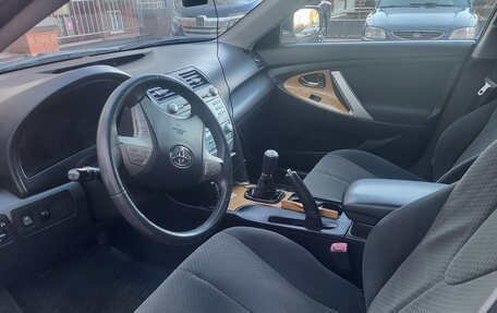 Toyota Camry, 2006 год, 800 000 рублей, 5 фотография