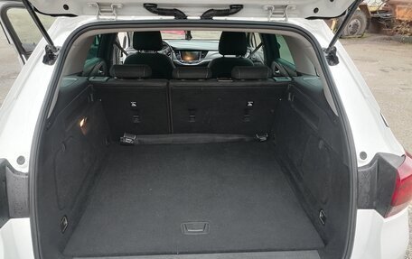 Opel Astra K, 2018 год, 1 400 000 рублей, 19 фотография