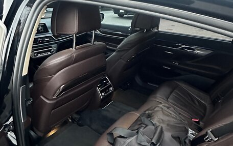 BMW 7 серия, 2017 год, 4 200 000 рублей, 6 фотография