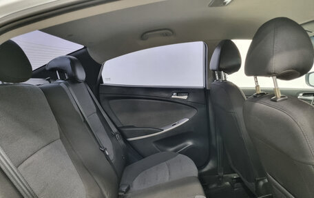 Hyundai Solaris II рестайлинг, 2012 год, 945 000 рублей, 12 фотография