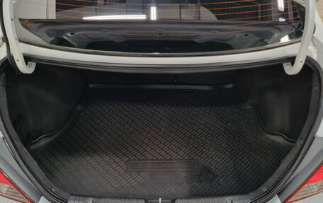 Hyundai Solaris II рестайлинг, 2012 год, 945 000 рублей, 14 фотография