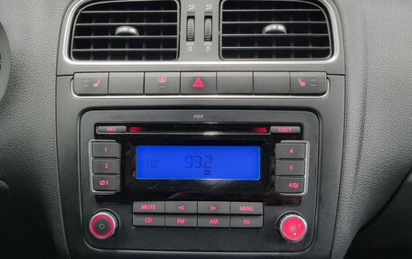 Volkswagen Polo VI (EU Market), 2010 год, 715 000 рублей, 6 фотография