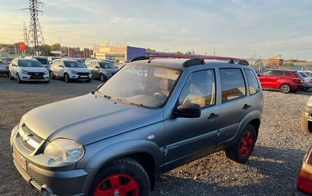 Chevrolet Niva I рестайлинг, 2012 год, 600 000 рублей, 3 фотография