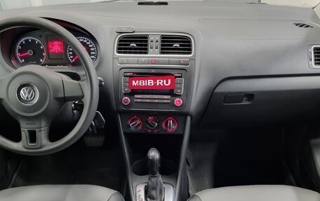 Volkswagen Polo VI (EU Market), 2010 год, 715 000 рублей, 5 фотография