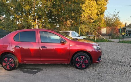 Renault Logan II, 2015 год, 653 500 рублей, 3 фотография