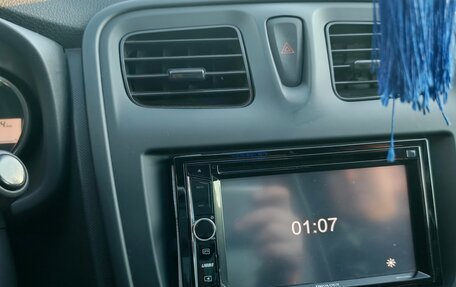 Renault Logan II, 2015 год, 653 500 рублей, 9 фотография