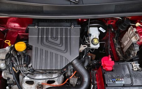 Renault Logan II, 2015 год, 653 500 рублей, 7 фотография