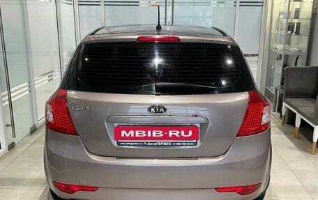 KIA cee'd I рестайлинг, 2010 год, 649 000 рублей, 3 фотография
