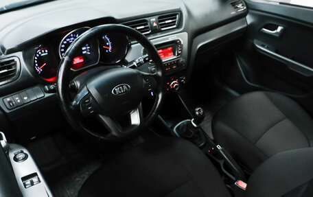 KIA Rio III рестайлинг, 2014 год, 820 000 рублей, 10 фотография