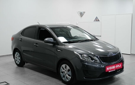 KIA Rio III рестайлинг, 2014 год, 820 000 рублей, 2 фотография
