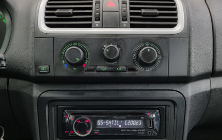 Skoda Fabia II, 2009 год, 348 000 рублей, 6 фотография