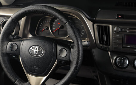 Toyota RAV4, 2014 год, 1 799 000 рублей, 15 фотография
