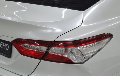 Toyota Camry, 2022 год, 2 560 000 рублей, 11 фотография