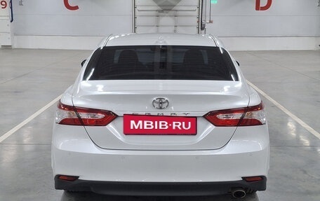 Toyota Camry, 2022 год, 2 560 000 рублей, 7 фотография