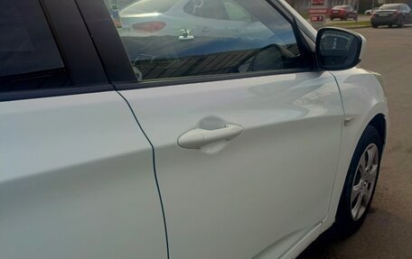 Hyundai Solaris II рестайлинг, 2012 год, 660 000 рублей, 8 фотография