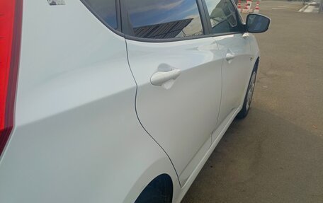 Hyundai Solaris II рестайлинг, 2012 год, 660 000 рублей, 9 фотография