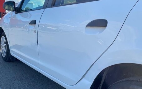 Renault Logan II, 2019 год, 440 000 рублей, 8 фотография