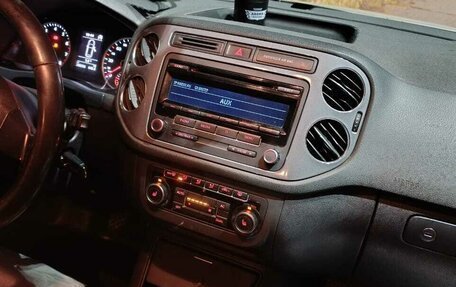 Volkswagen Tiguan I, 2011 год, 900 000 рублей, 8 фотография