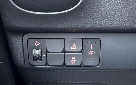 KIA Soul II рестайлинг, 2017 год, 1 400 000 рублей, 21 фотография