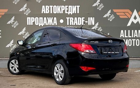 Hyundai Solaris II рестайлинг, 2016 год, 895 000 рублей, 5 фотография